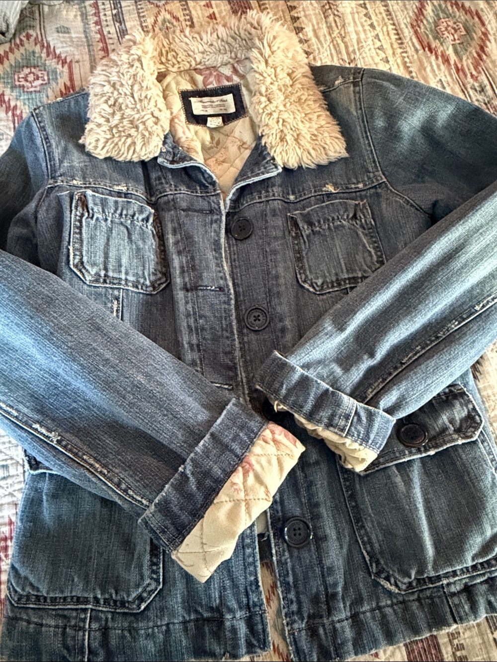 Abercrombie & Fitch Blue Denim Jacket with Cream Sherpa Collar - Picture 3 of 5